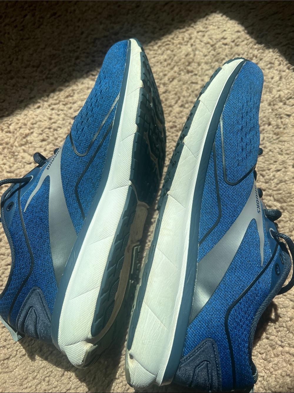 Brooks Men's Running Shoes in Blue with White Accents - Picture 7 of 9